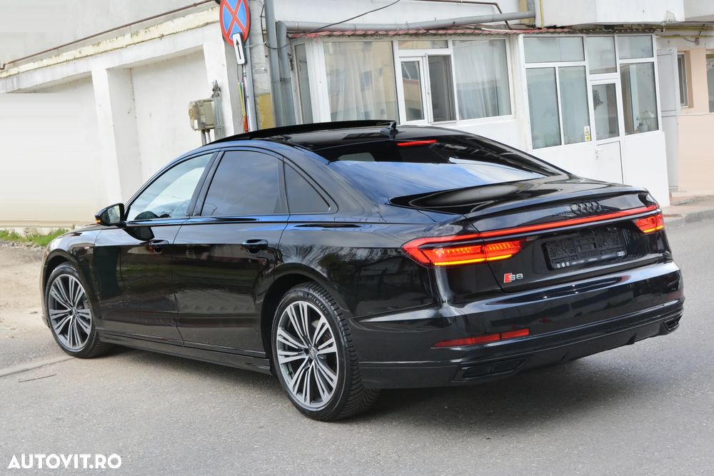Audi A8 - 5