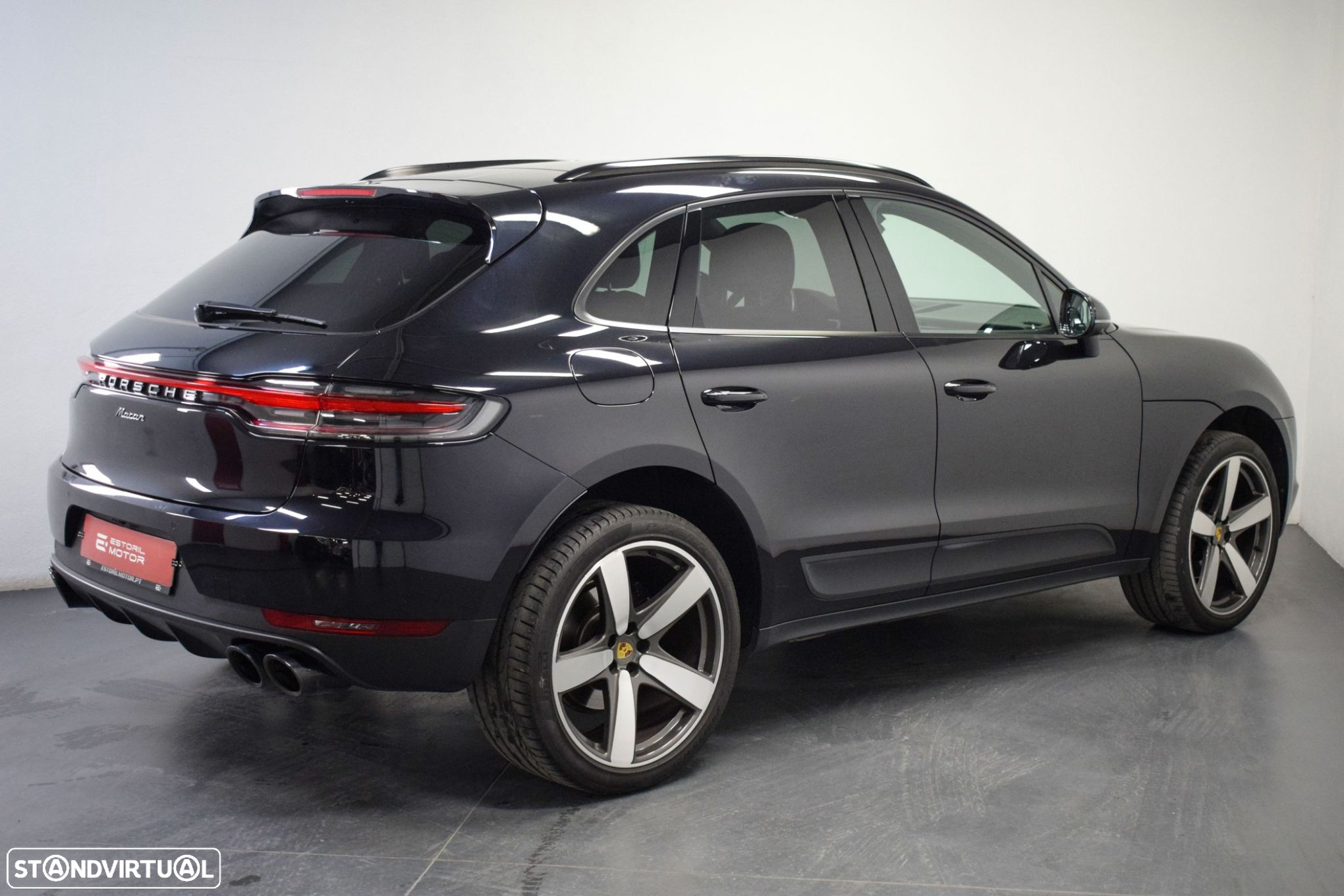 Porsche Macan Standard - 3