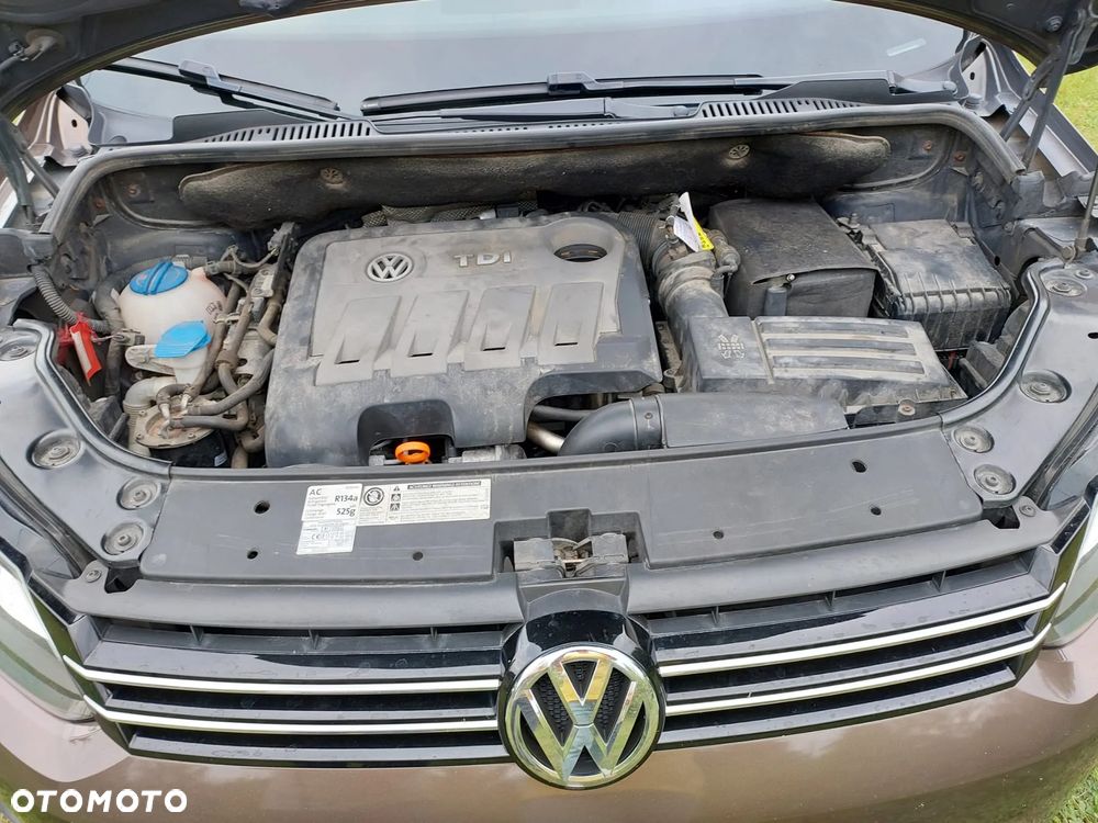 Volkswagen Touran 2.0 TDI DPF Highline - 9