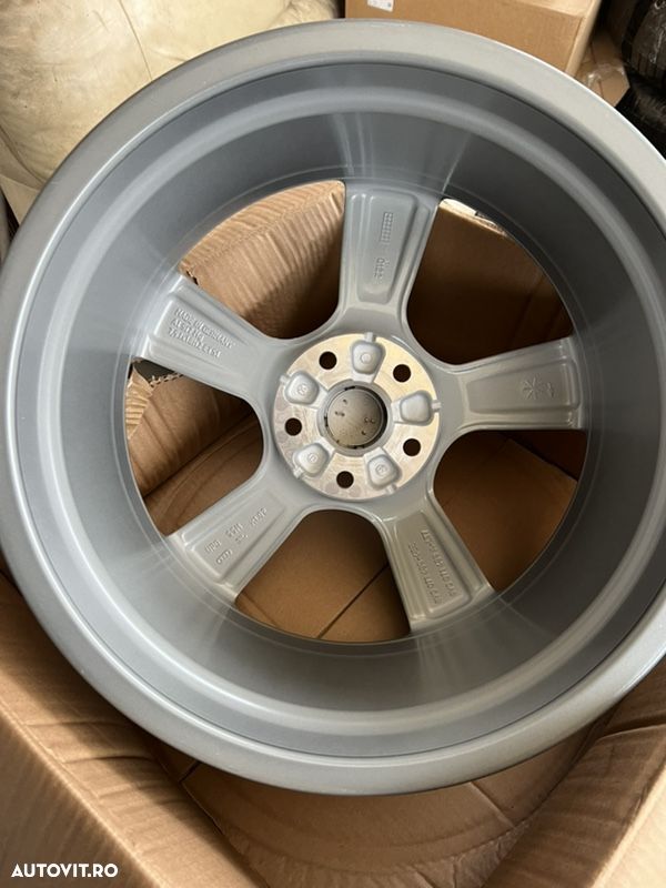 vând jante originale Audi A3-S3 noi pe 18” - 3