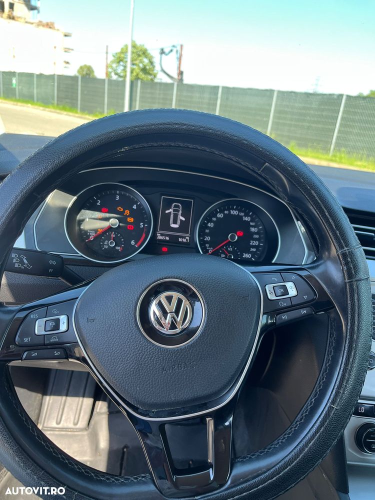 Volkswagen Passat 2.0 TDI Comfortline - 18