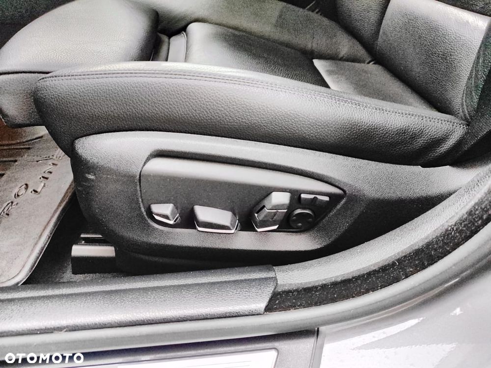 BMW Seria 5 520d xDrive Luxury Line - 11