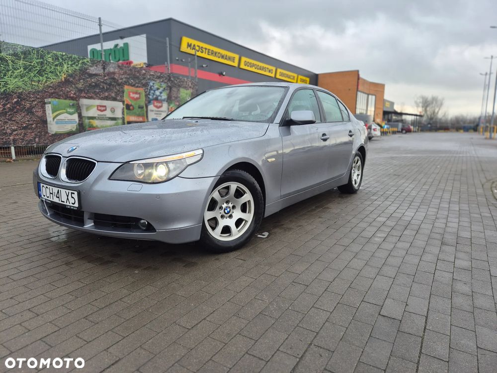 BMW Seria 5 520d - 23