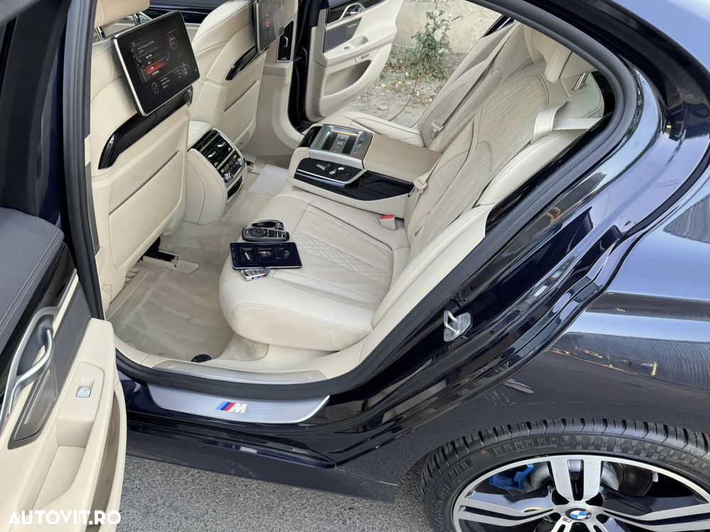 BMW Seria 7 750d xDrive - 31