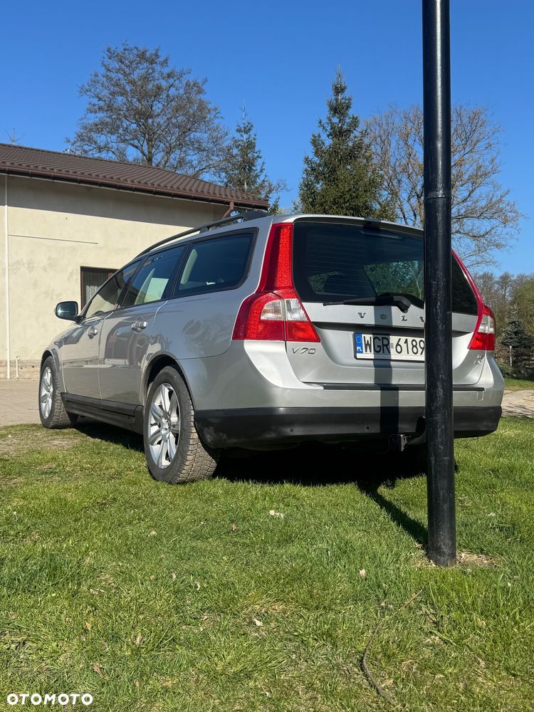 Volvo V70 D5 AWD Momentum - 3