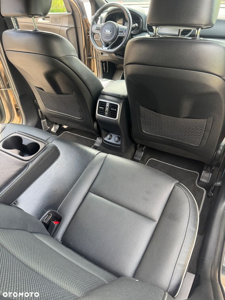 Kia Sportage 1.6 T-GDI AWD GT LINE - 29