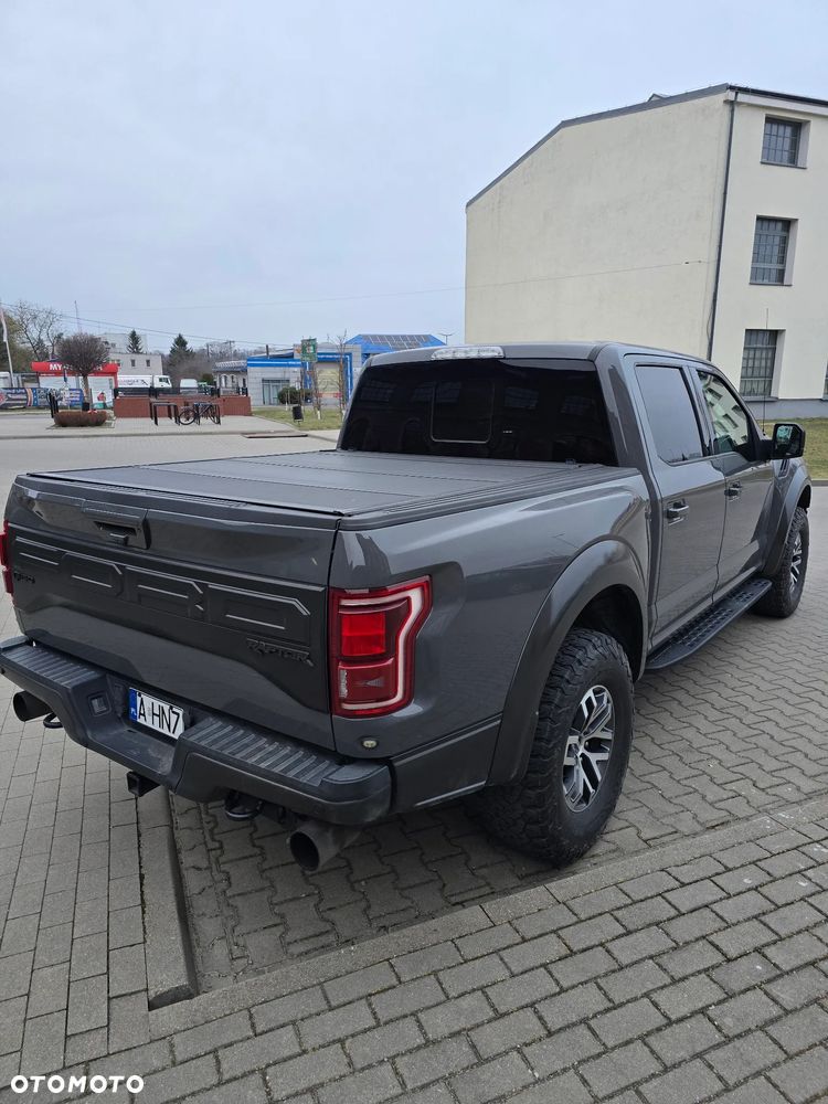Ford F150 - 4