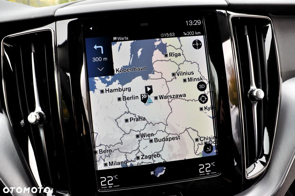 Volvo XC 60 D3 Momentum Pro - 26