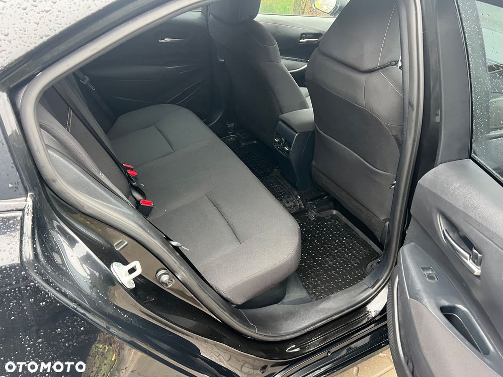 Toyota Corolla 1.8 Hybrid Comfort - 18