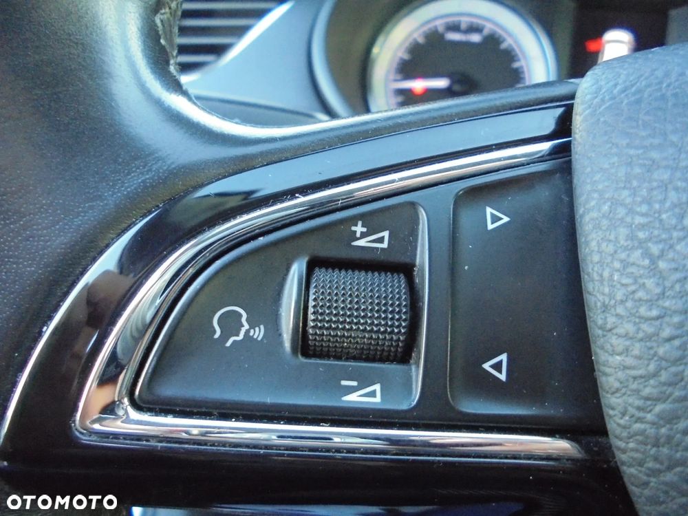 Skoda Octavia 2.0 TDI DSG Ambition - 23