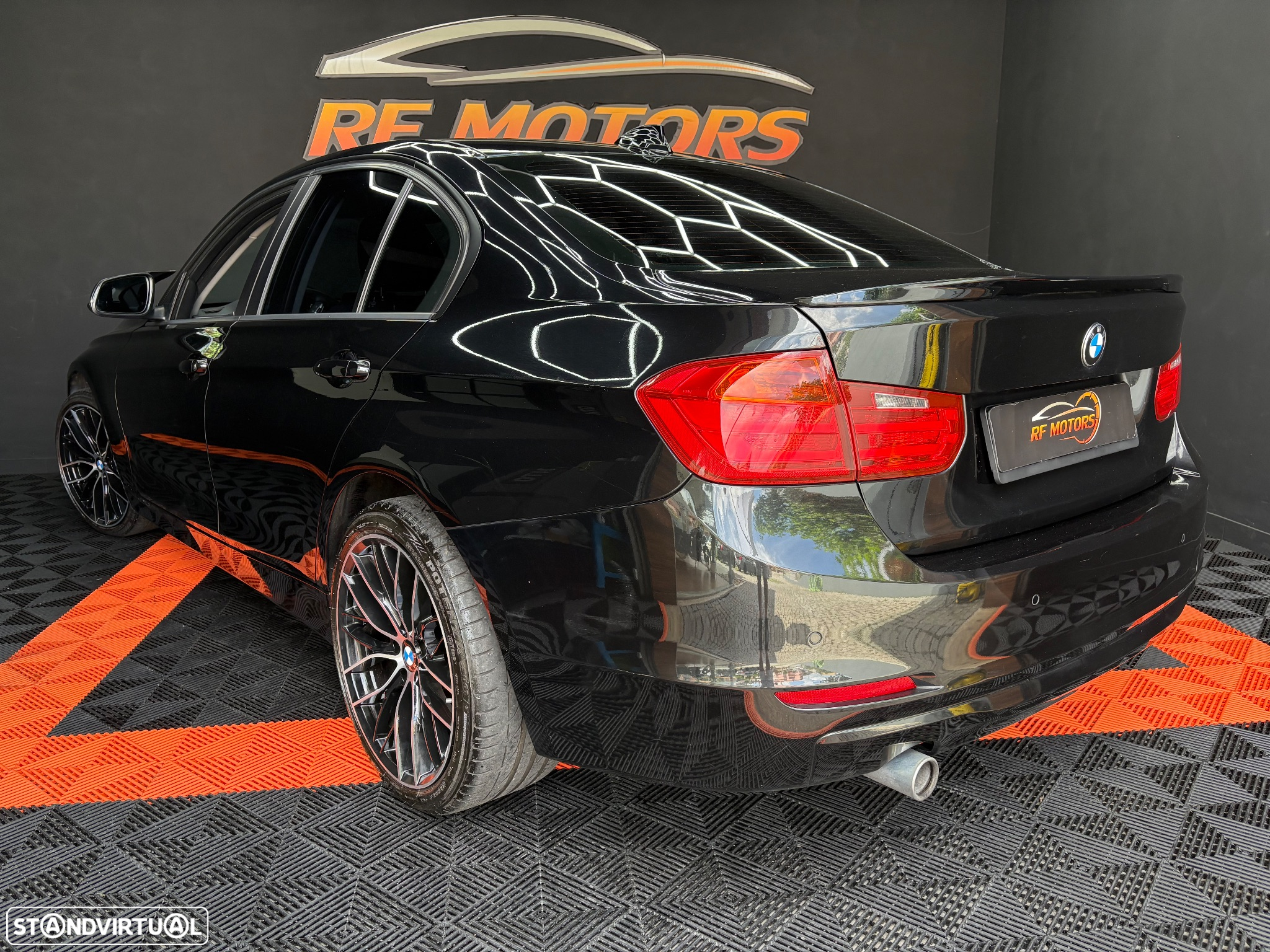 BMW 318 d Aut. Sport Line - 25