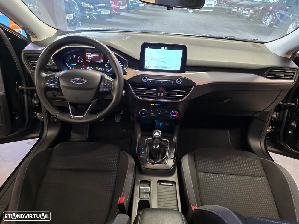 Ford Focus SW 1.0 EcoBoost S&S ACTIVE - 2