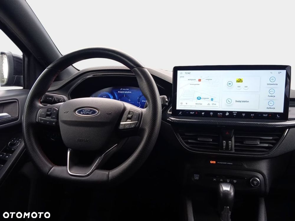 Ford Focus 1.0 EcoBoost mHEV ST-Line X - 13