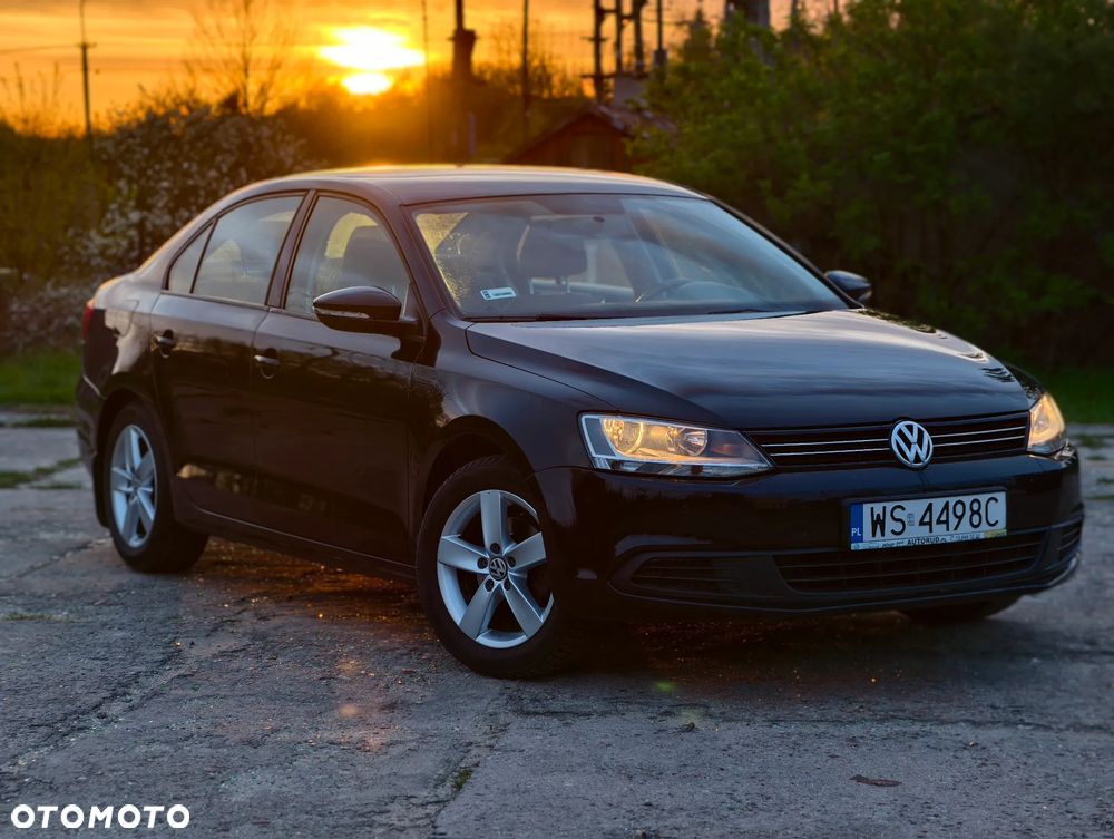 Volkswagen Jetta 1.2 TSI Trendline - 3