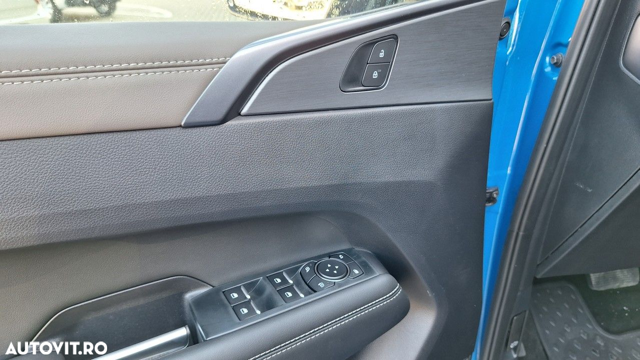 Volkswagen Amarok - 28