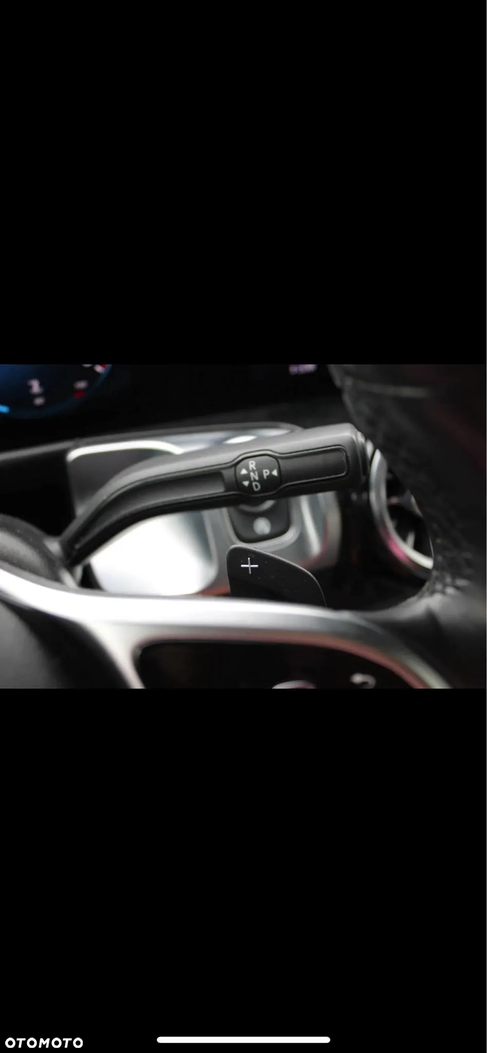 Mercedes-Benz GLB 250 4-Matic AMG Line 8G-DCT - 34