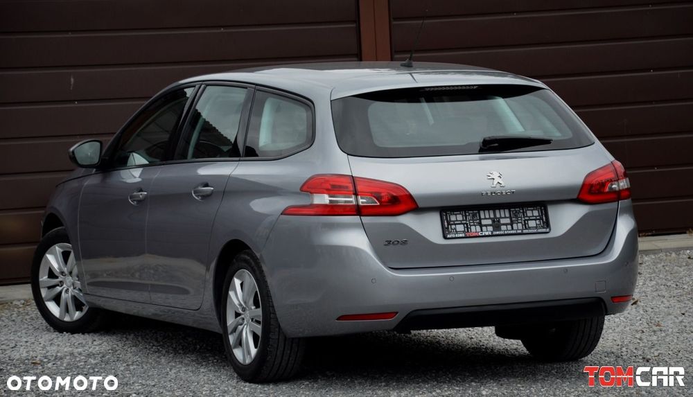 Peugeot 308 - 4