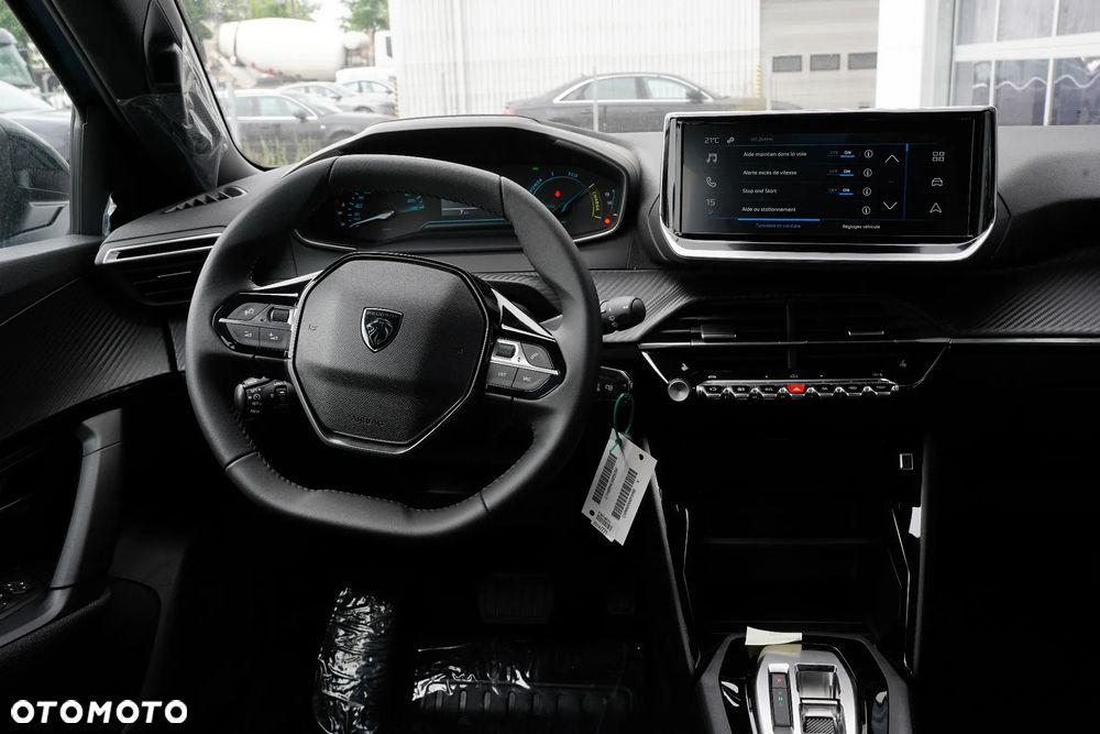 Peugeot 2008 - 9