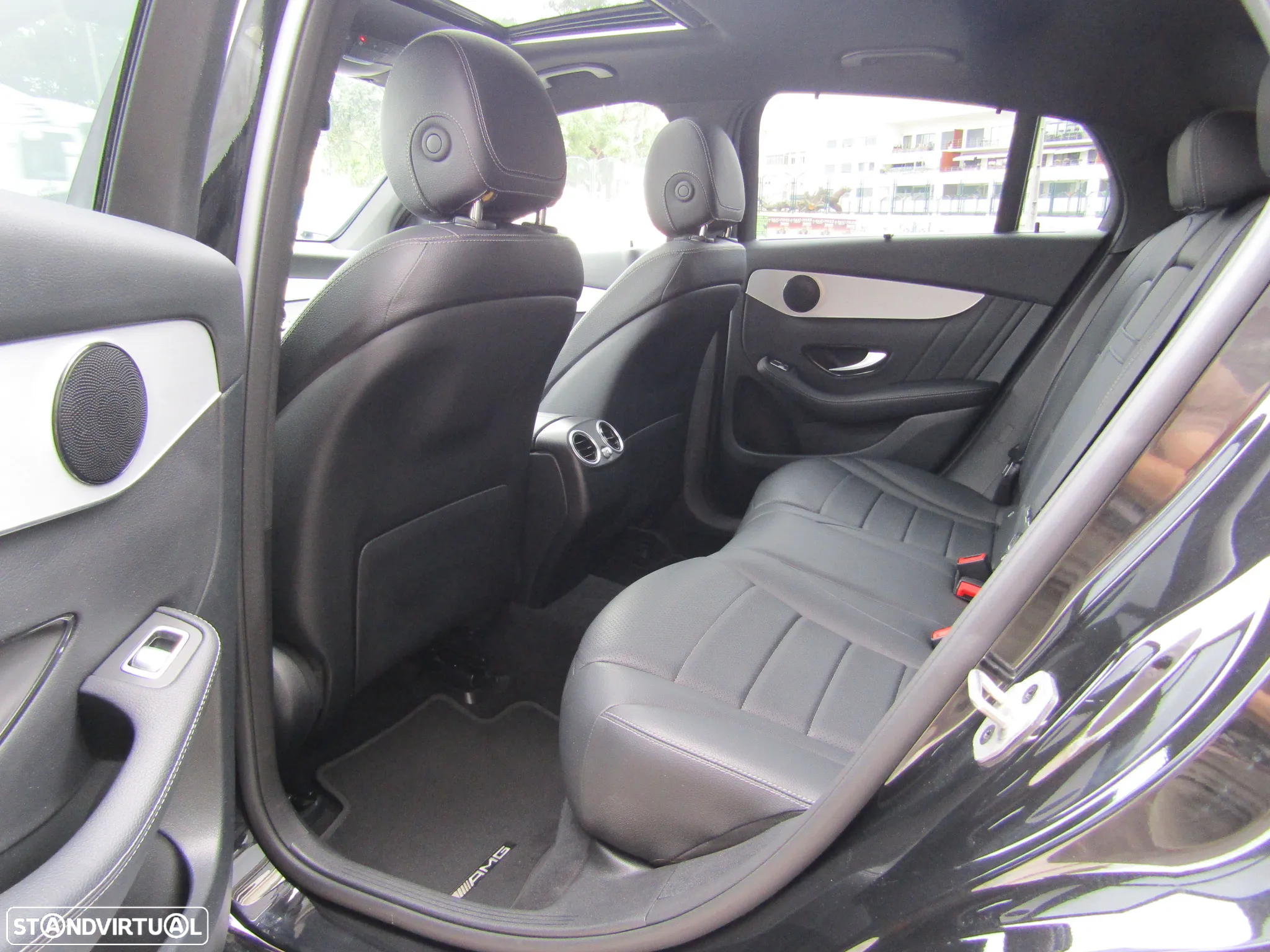 Mercedes-Benz GLC 300 de 4Matic - 26