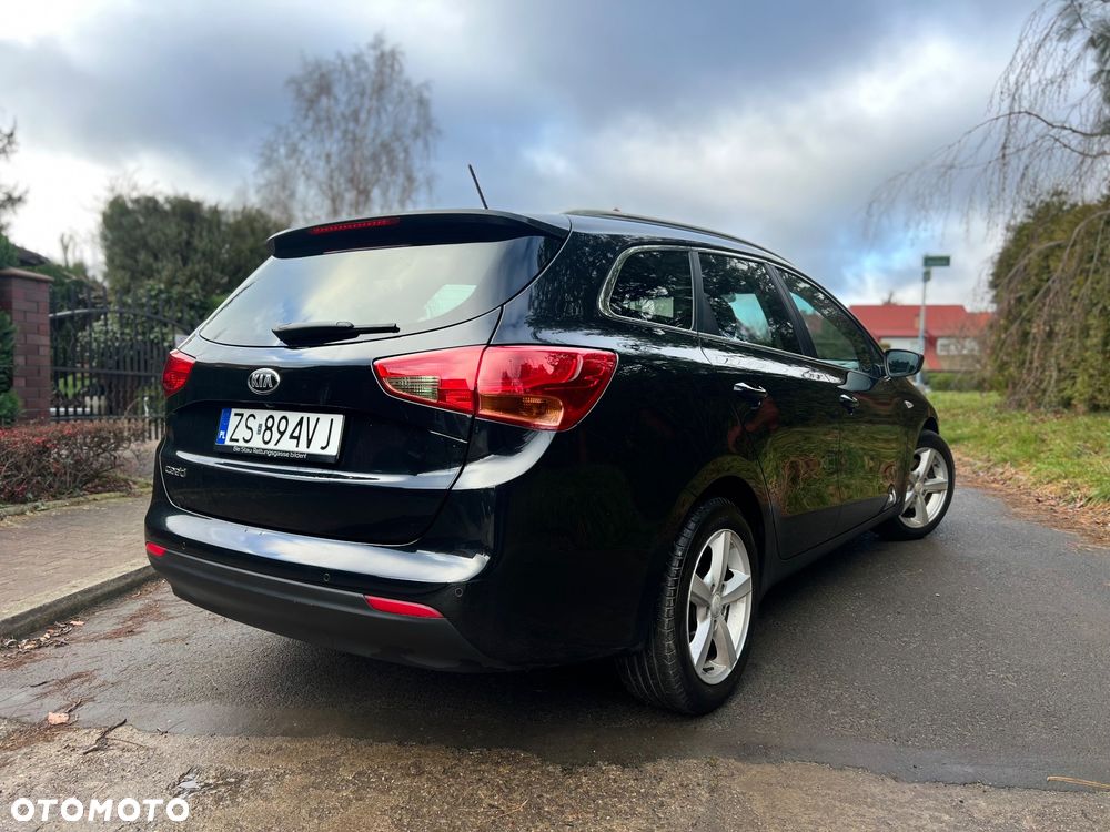 Kia Ceed 1.4 CVVT Dream Team Edition - 3