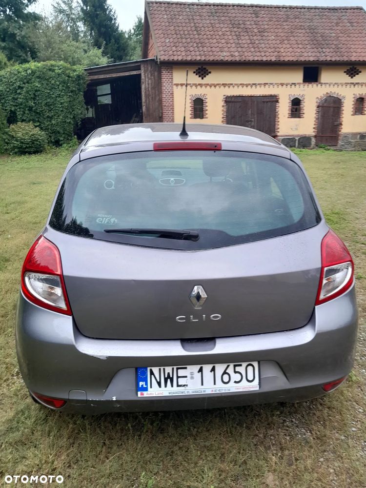 Renault Clio 1.2 16V Authentique Euro5 - 4