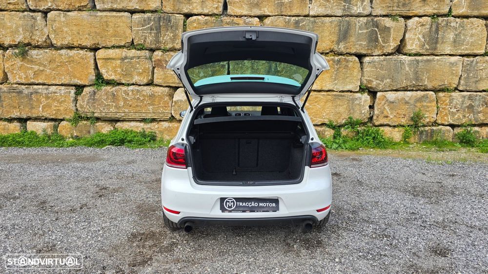 VW Golf 2.0 TSi GTI - 44