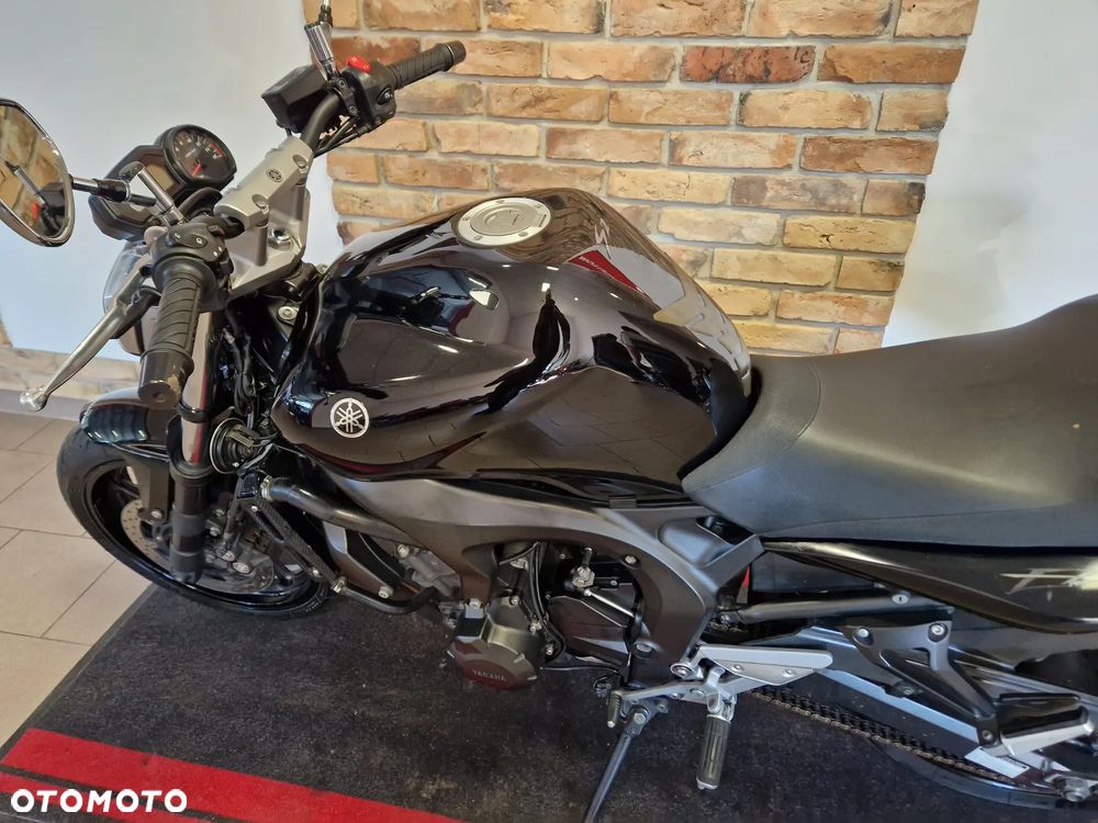 Yamaha FZ6 - 33