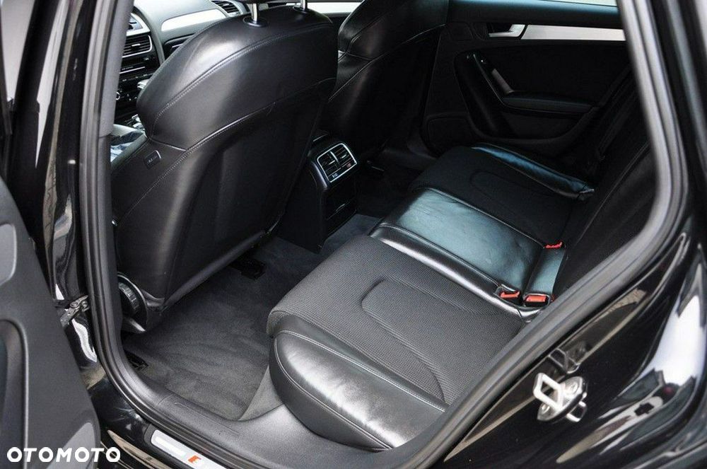 Audi A4 Avant 3.0 TDI DPF multitronic S line Sportpaket - 26