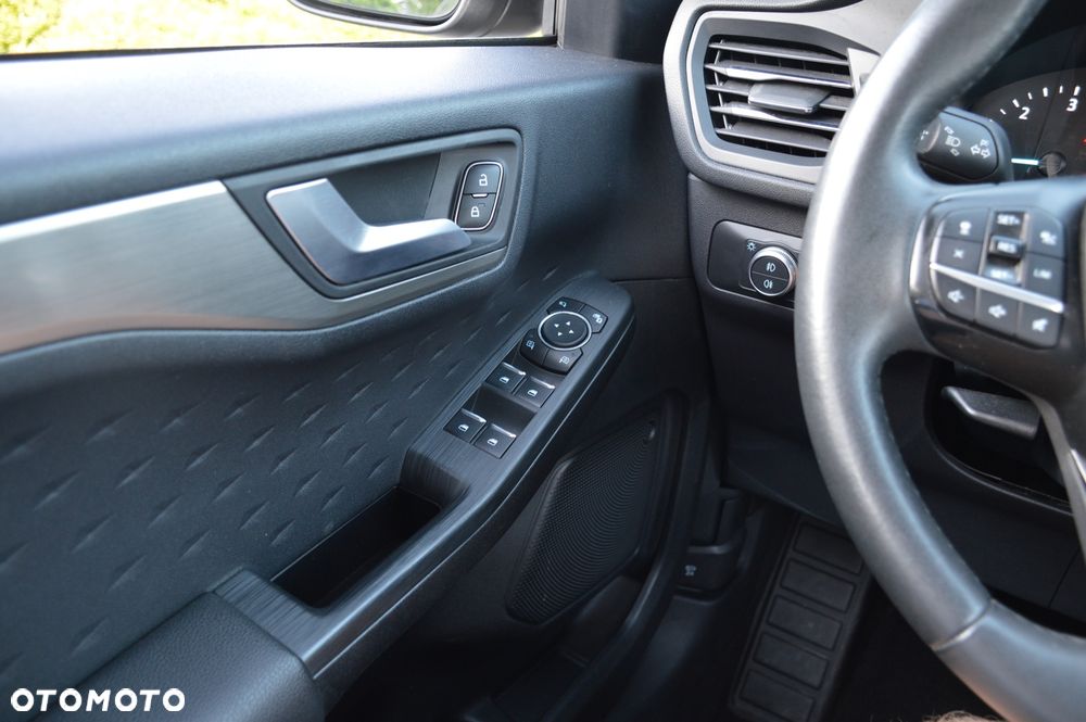 Ford Kuga 2.0 EcoBlue Hybrid TITANIUM - 25