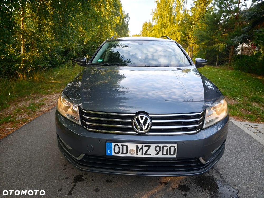 Volkswagen Passat 1.6 TDI DPF BlueMot Trendline - 8