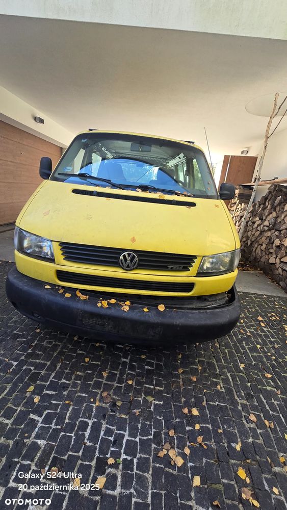 Volkswagen Transporter - 1