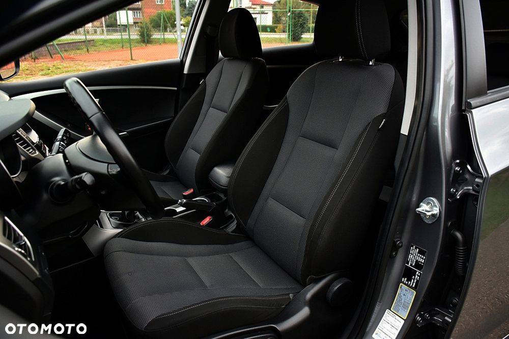 Hyundai i30 1.4 Premium - 7
