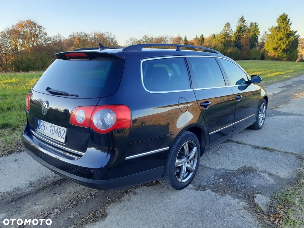 Volkswagen Passat - 4