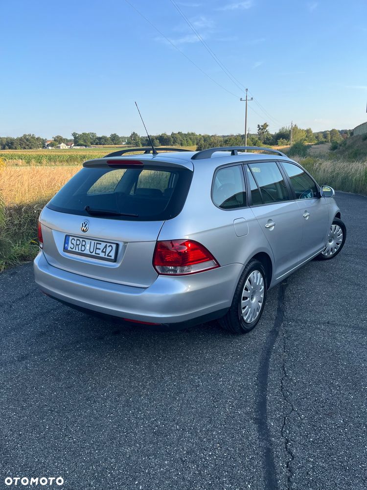 Volkswagen Golf 1.6 Comfortline - 4