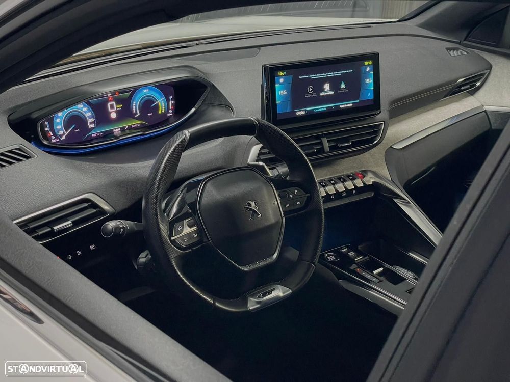 Peugeot 3008 1.6 Hybrid GT e-EAT8 - 26