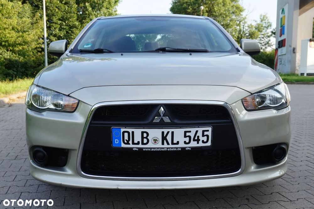 Mitsubishi Lancer - 21