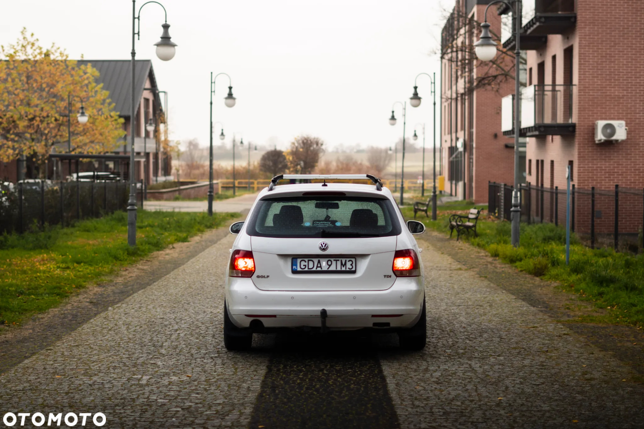 Volkswagen Golf VI 1.6 TDI Trendline - 14