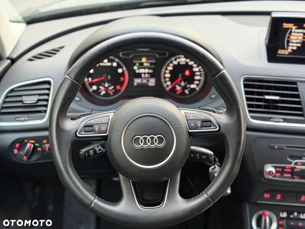 Audi Q3 2.0 TFSI Quattro S tronic - 28