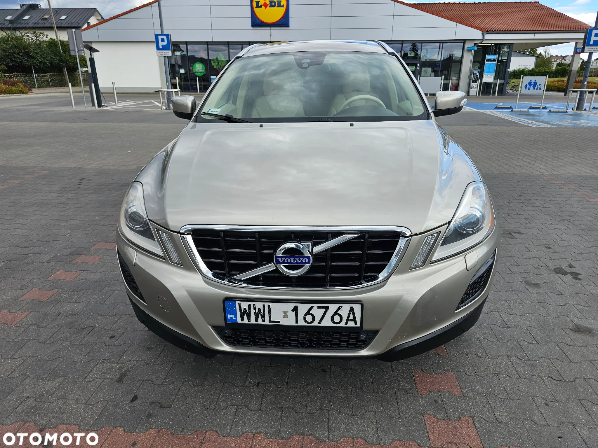 Volvo XC 60 D5 AWD Summum - 4