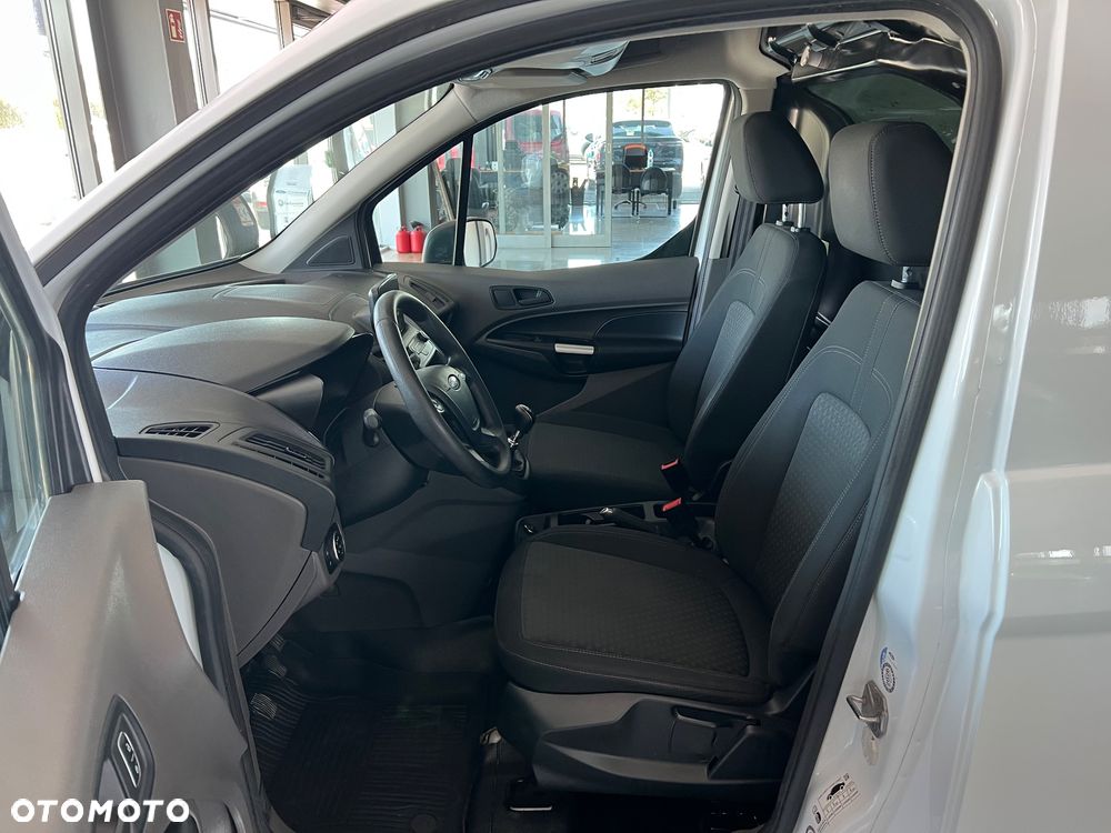 Ford transit connect - 25