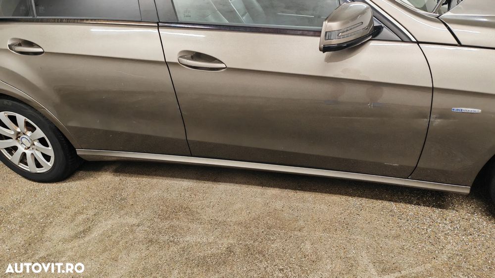 Mercedes-Benz E 200 T CDI DPF BlueEFFICIENCY Automatik - 8