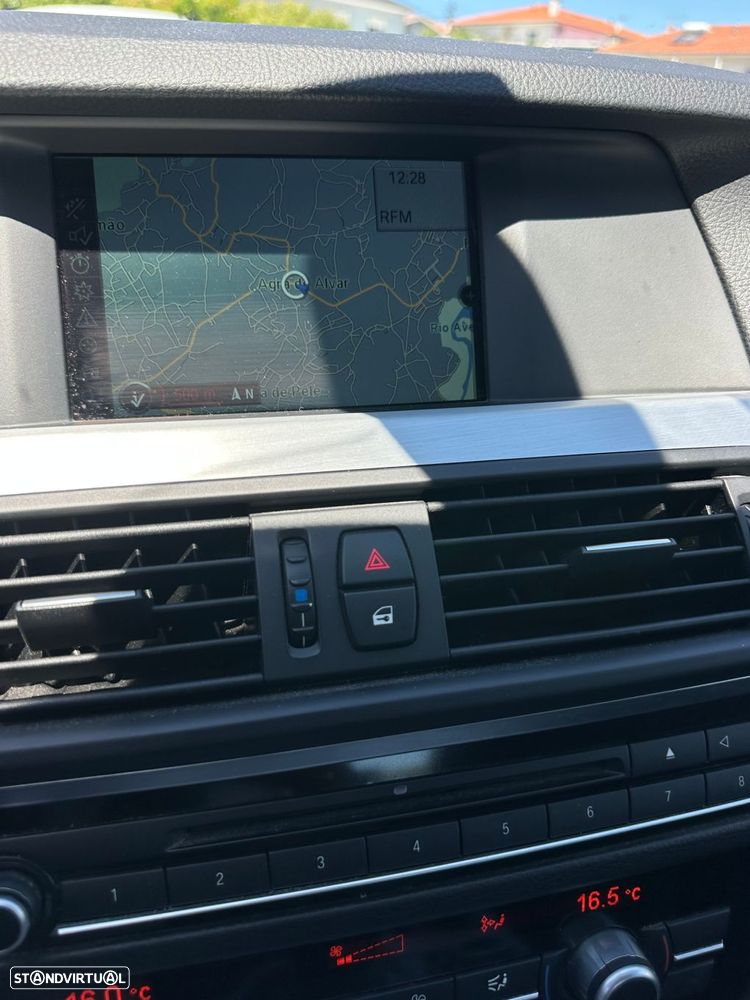 BMW 520 d Auto - 15