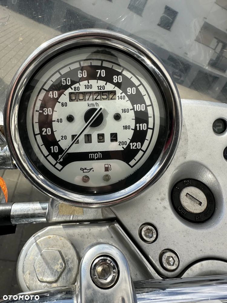BMW R - 9