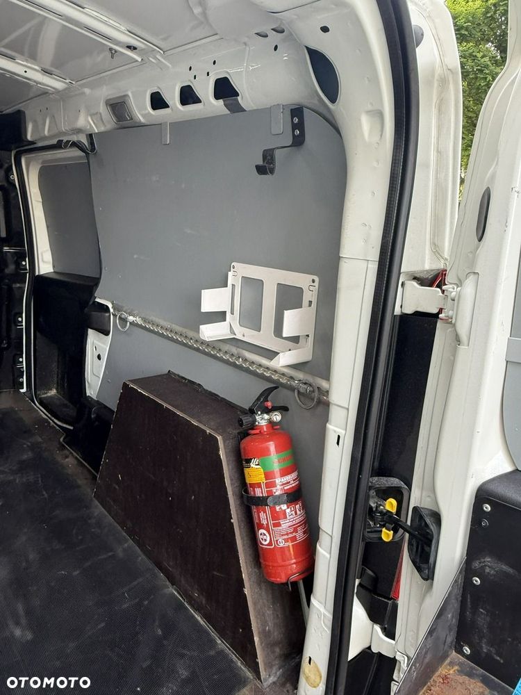 Opel Combo - 18