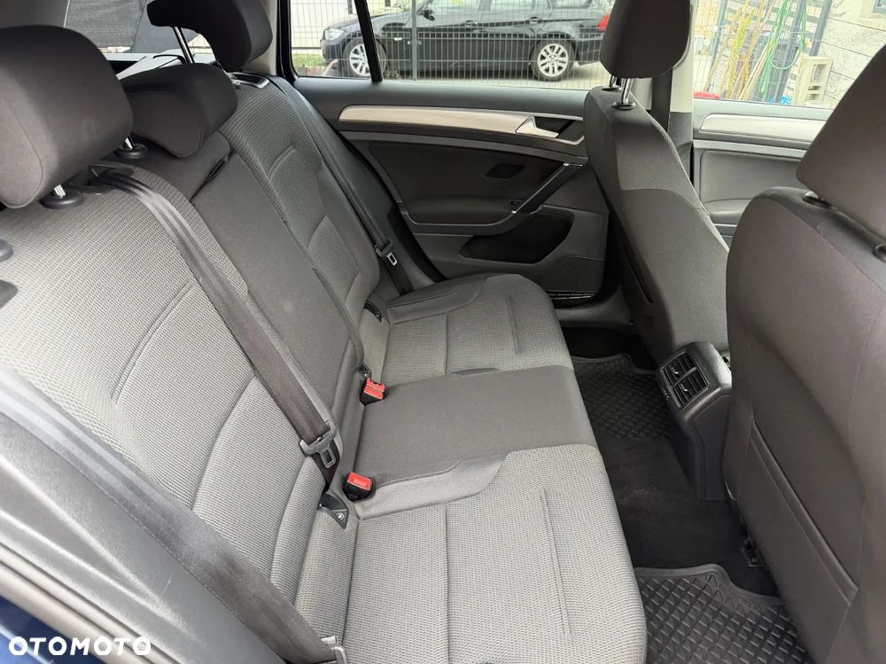Volkswagen Golf 1.6 TDI Comfortline - 8