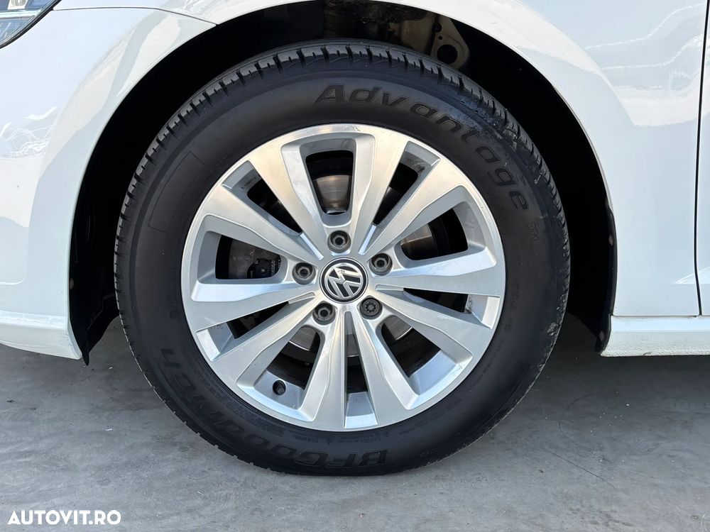 Volkswagen Golf 1.0 TSI DSG Comfortline - 12