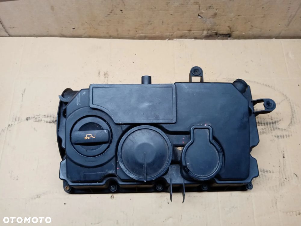 Pokrywa zaworów dekiel VW Passat B6 3C0 2.0 TDI 03G103475D 03G103469M - 2