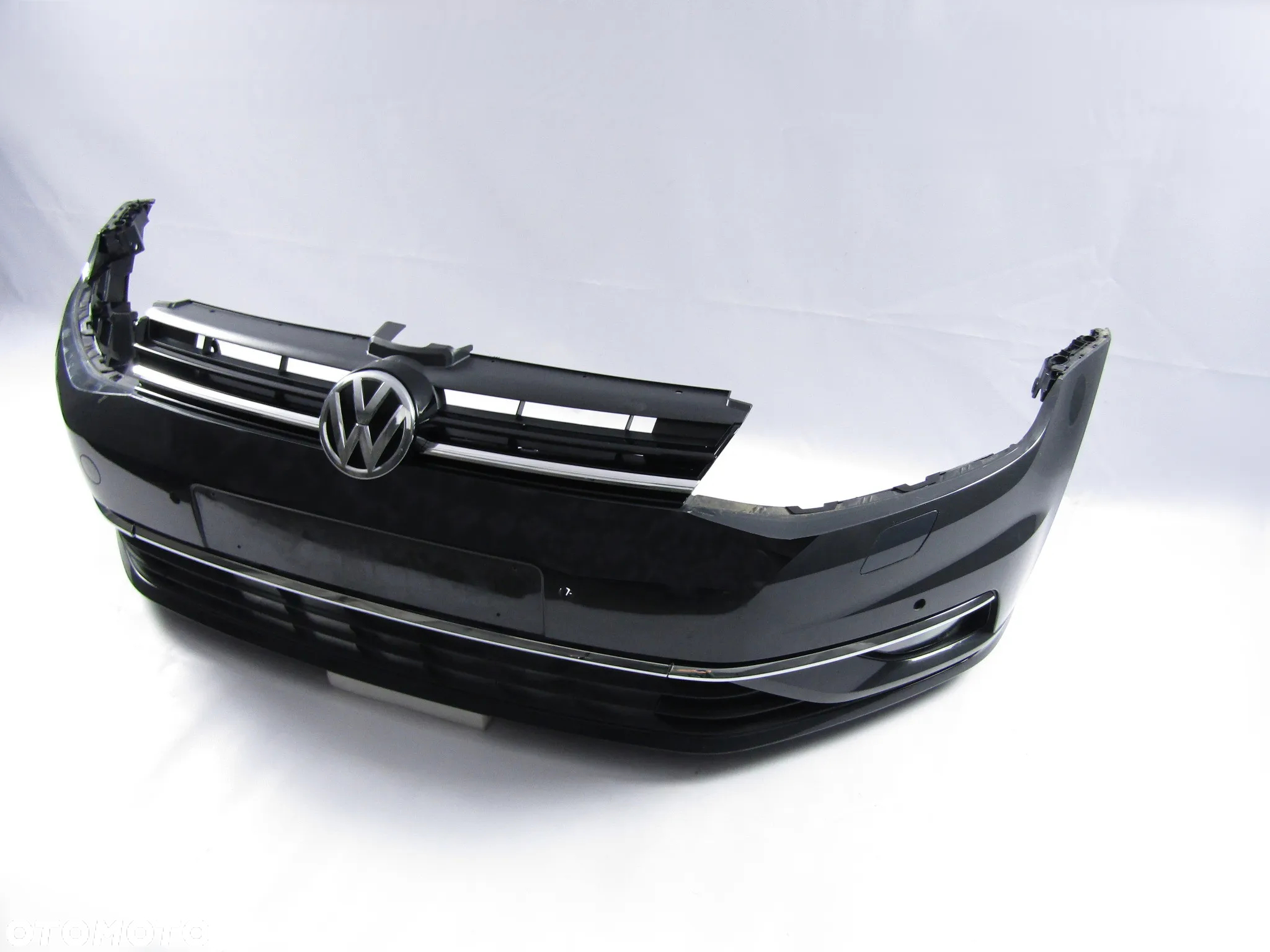 Zderzak przedni VW Golf 7 17 - 20 Sprysk. / Pdc-4 Kod lakieru LI7F - 9