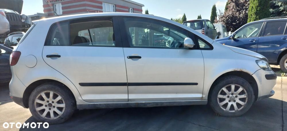 VW GOLF V PLUS BŁOTNIK LEWY PRZÓD PRZEDNI LA7W - 3