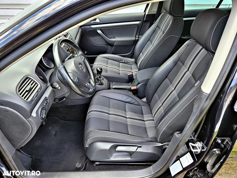 Volkswagen Golf 2.0 TDI DPF MATCH - 5